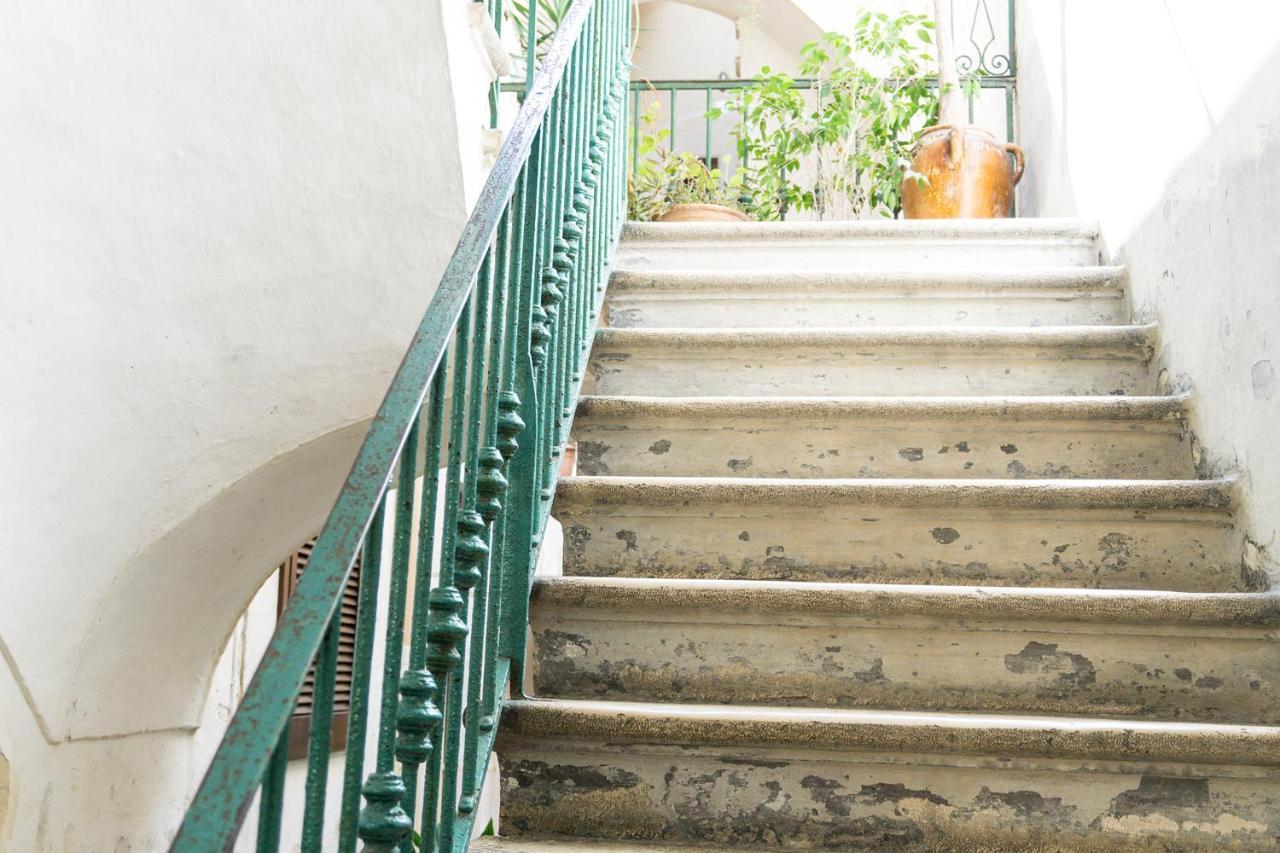 Donato Rooms Trani Exterior foto